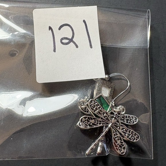 Dragonfly Dangle Earrings Silver Tone Green Square Inset Boho Fairy Nature Folk - Picture 6 of 6